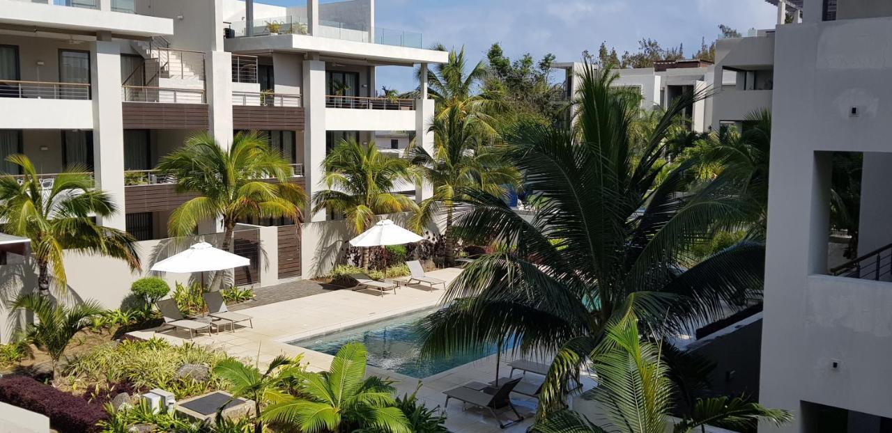 Beachwalk Deluxe Apartment - 50 Steps To The Beach Кап Малюро Екстериор снимка