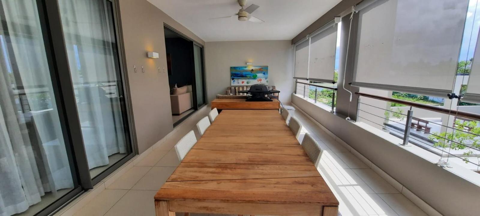 Beachwalk Deluxe Apartment - 50 Steps To The Beach Кап Малюро Екстериор снимка