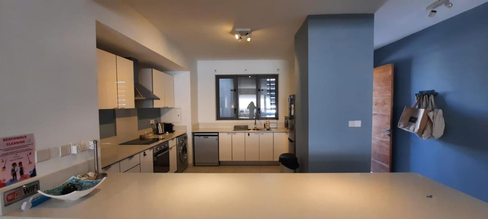 Beachwalk Deluxe Apartment - 50 Steps To The Beach Кап Малюро Екстериор снимка